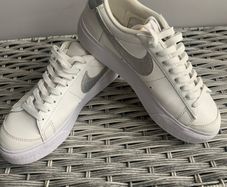 Nike Blazer Low Platform