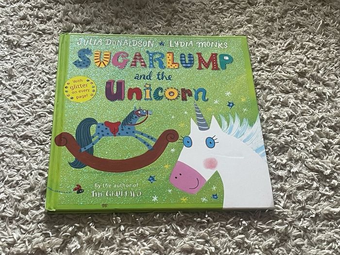 Selection of Childrens books (10 books)
