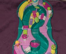 1995 Bluebird Polly Pocket Splash N Slide set