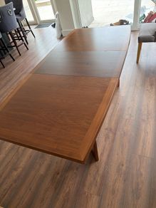 Skovby extendable table
