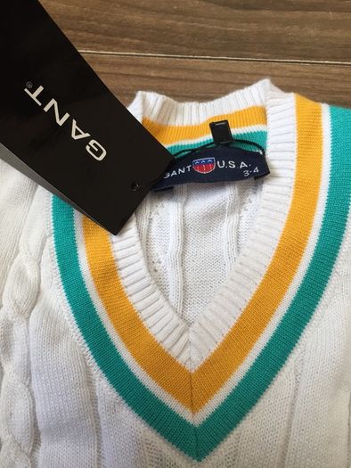 BNWT Jumper 3-4