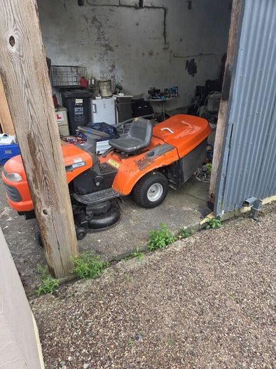 Tractor lawnmower
