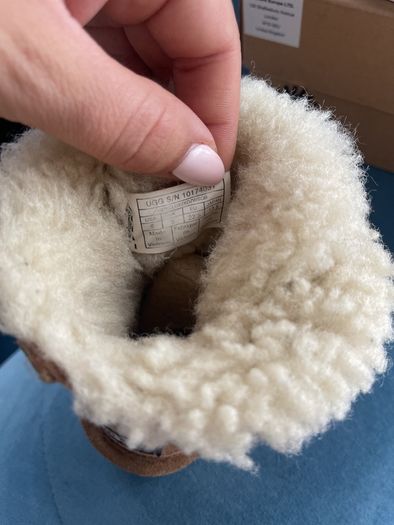 UGG boots Bailey bow infant size Uk5