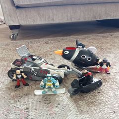 Batman , penguin, bane with vehicles