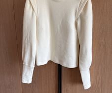 Vanilia cream waffle long sleeve top size 10