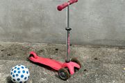 pink micro scooter