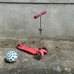 pink micro scooter
