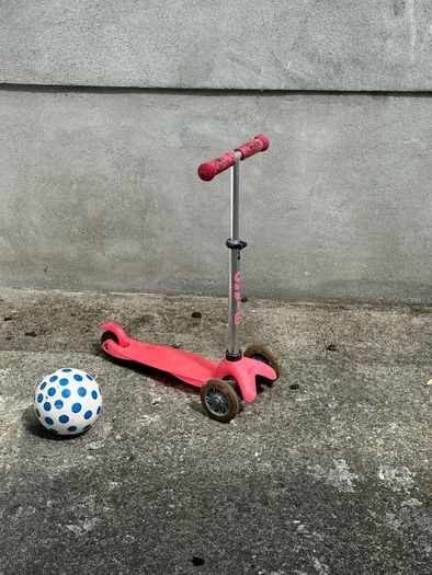 pink micro scooter