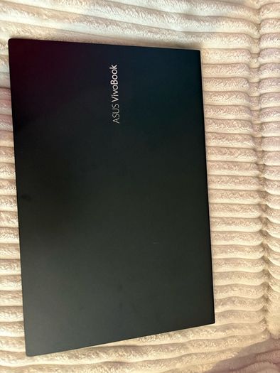 Asus Vivobook 15 (i3 / 8gb Ram / 256gb Ssd)