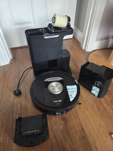 Shark PowerDetect Self Empty Robot Vacuum
