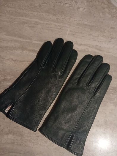 Leather Gloves
