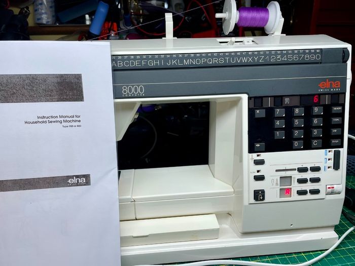 ELNA Diva 8000 Sewing machine - Serviced - Excellent condition - Swiss manufactured quality machine