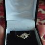 9ct gold cluster ring. Image 5