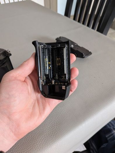 Nikon F4 (please read ad)