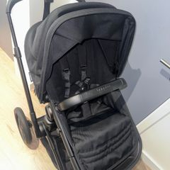 Bugaboo fox 5 renew black