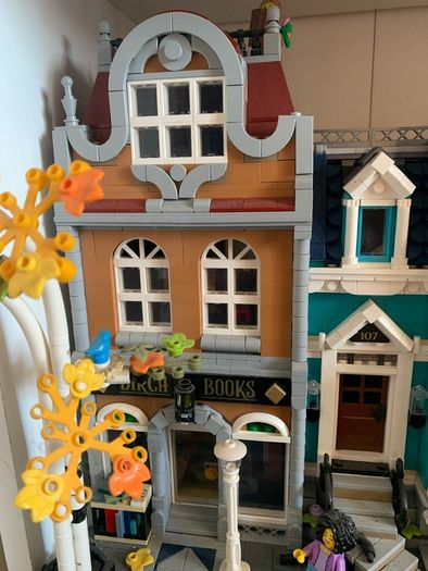 Lego Bookstore