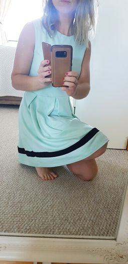 Pretty Dress- Size 8