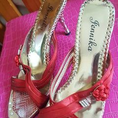 Worn red heels size uk3