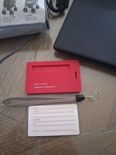 Maclaren luggage tag