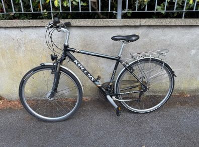 Kellys Bike Men's with Dynamo Light