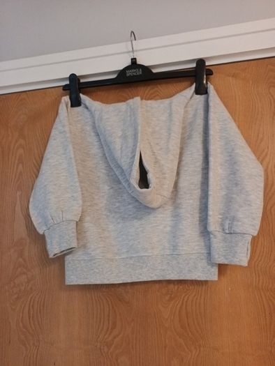 Leigh Tucker Grey Adam Hoodie.  Age 5-6 years.   B.N.W.T.