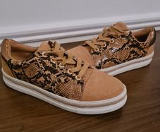 River Island Tan / Snake Print Trainers BRAND NEW!!!