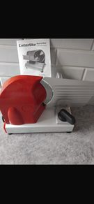 Meat slicer