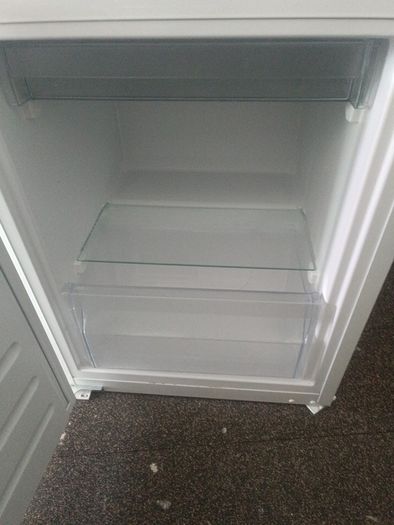 Whirlpool integrated fridge/ freezer