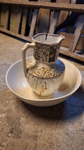 Vintage pitcher and large bowl