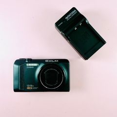 Casio Exilim EX ZR100