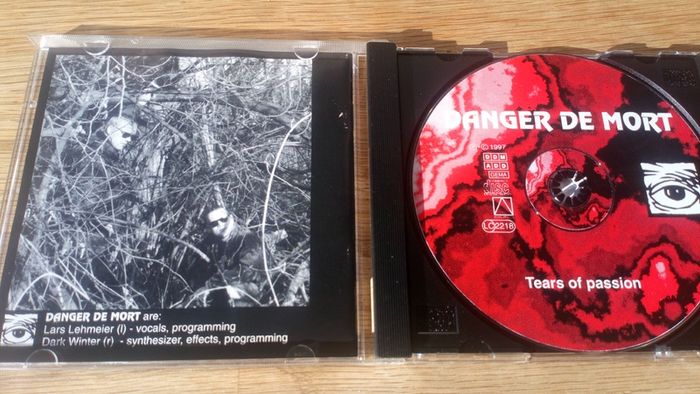 5 CD Noise/Horror /Goth/Experimental /Darkwave/Industrial /Drone Kriegsfall U /Danger De Mort/Mort Douce/Stille Volk / Ebola Reflective Shots