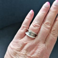 Stg Silver Lip Design Ring
