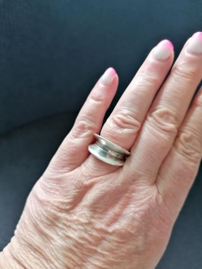 Stg Silver Lip Design Ring