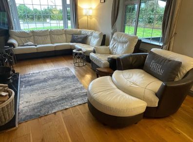 Large Sofa Suite - Seats 9