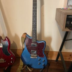 Fender Squire Toranado, Paranormal Blue