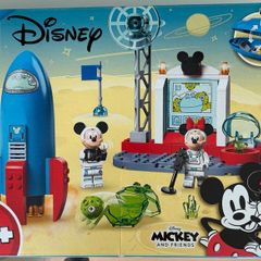 Mickey Mouse & Minnie Mouse's Space Rocket