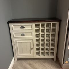 wine rack/ side cabinet