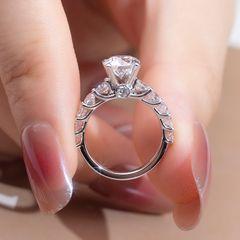2.02ctw Diamond Solitaire Ring - 14K Gold VVS2 Clarity