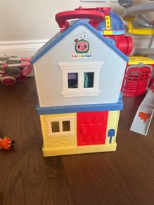 toy house