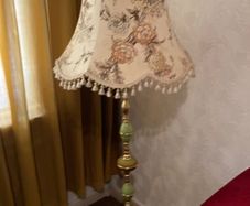 Floor lamp