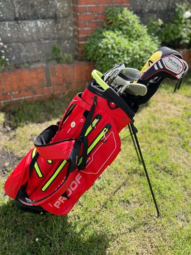 Full set of golf clubs