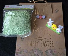 Easter bag and shredded paper
