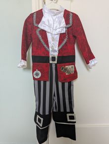 Pirate costume Halloween