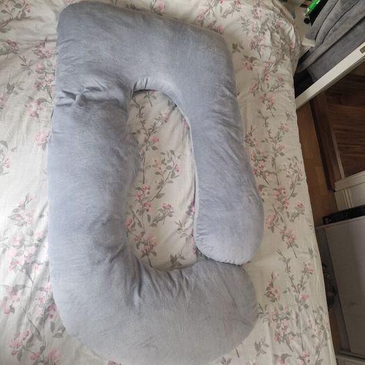 Pregnancy pillow