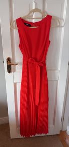 Red Pleated Maxi size 8 Taifun really 8 to 10