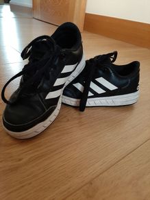 Adidas trainers UK 10