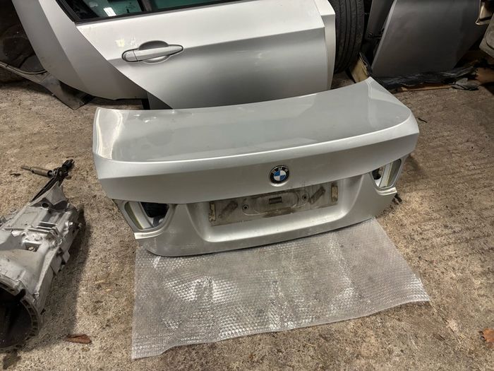 E90 parts