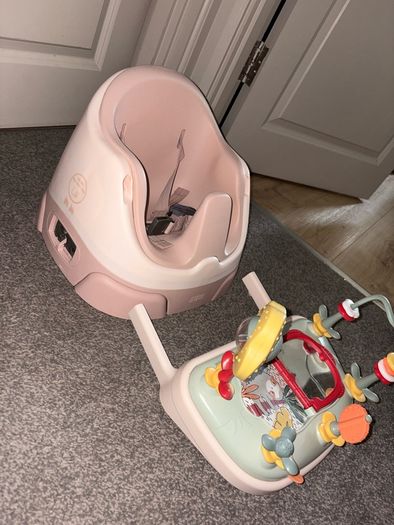 Mamas & Papas Bug 3-in-1 Floor and Booster Seat with Activity Tray - Blossom
