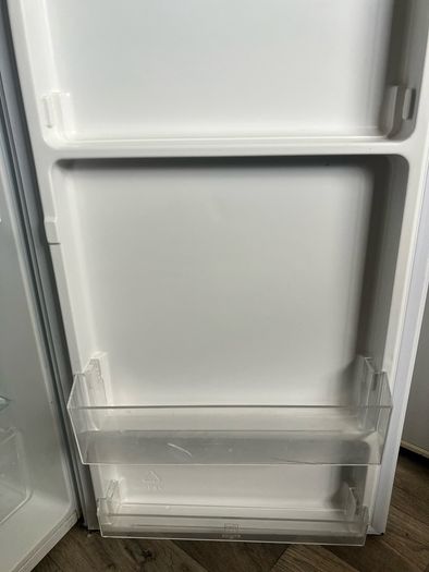 Fridge Freezer - Under Counter Compact Fridge with Freeze Zone