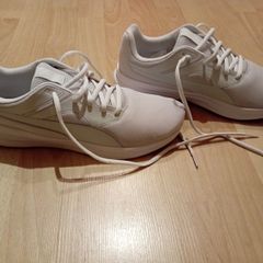 Sport Shoes Trainers.